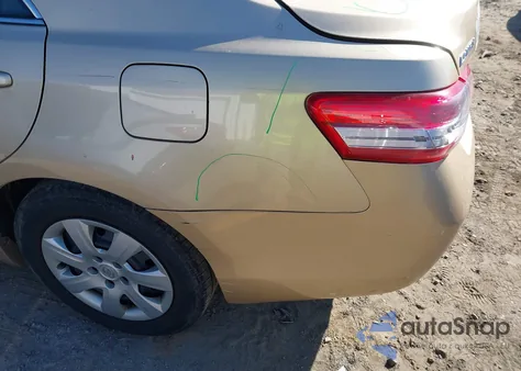 2011 Toyota Camry from USA, damaged, VIN 4T1BF3EKXBU679821